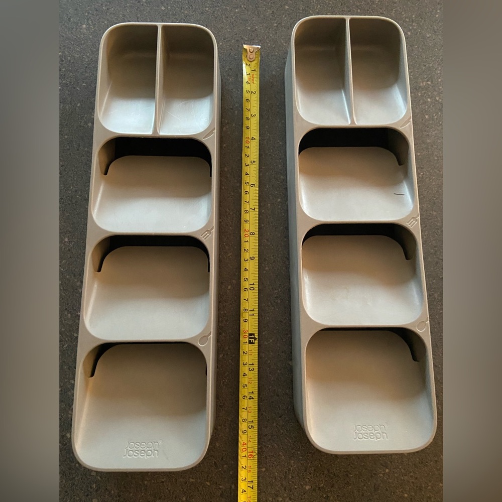 Joseph Joseph - Compact Cutlery Organizer